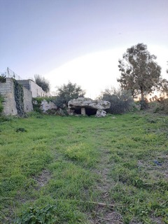 Dolmen di Avola